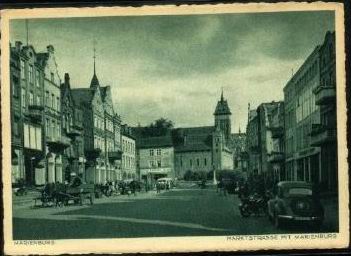 Malbork - Ulica targowa i zamek