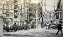 Ek - Pomnik przy kociele 1915