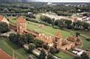 Malbork - Widok z wiey na przedzamcze